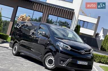 Мінівен Toyota Proace 2018 в Ужгороді