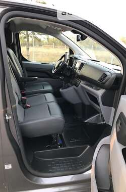 Вантажний фургон Toyota Proace 2020 в 