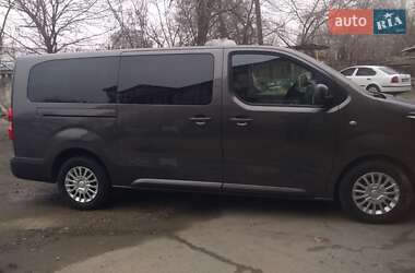 Минивэн Toyota Proace 2019 в 