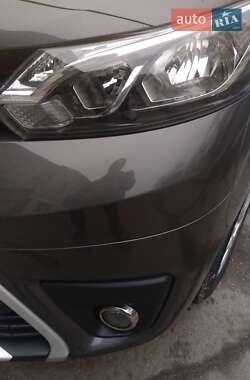 Минивэн Toyota Proace 2019 в 