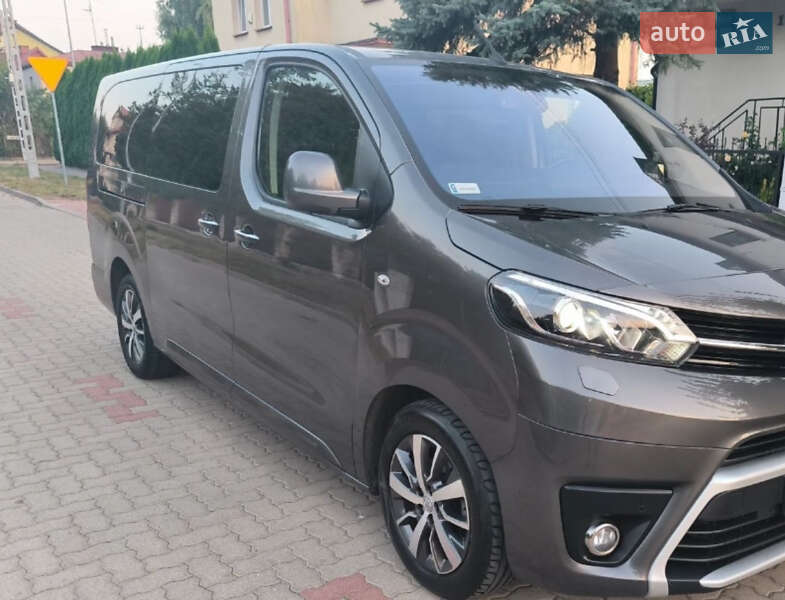 Минивэн Toyota Proace 2021 в Харькове фото 9 Минивэн Toyota Proace 2021 в Харькове