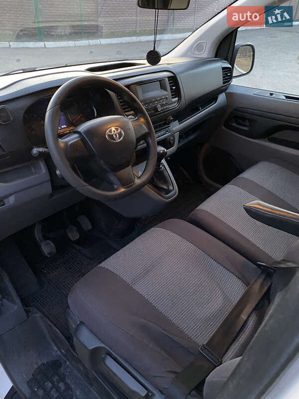 Мінівен Toyota Proace 2017 в Білій Церкві