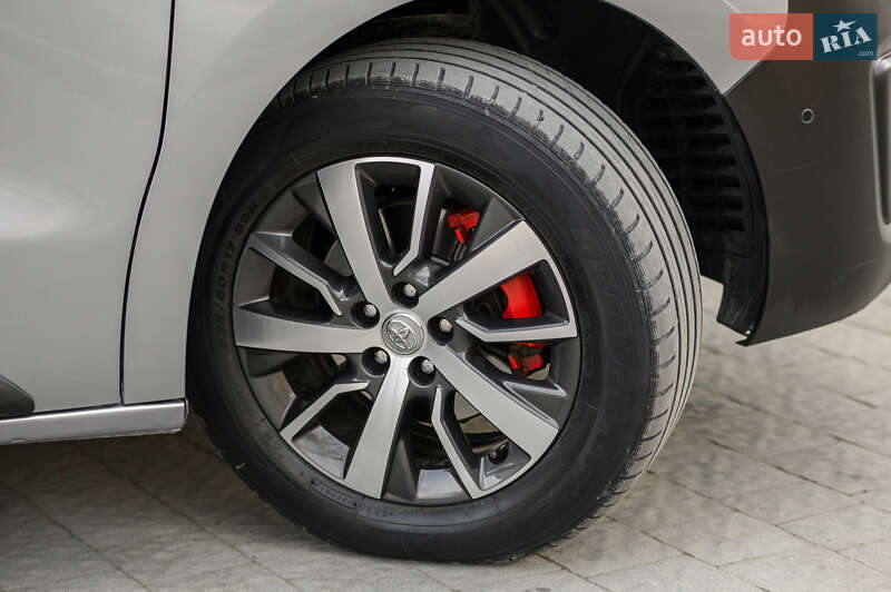 Мінівен Toyota Proace 2019 в Львові