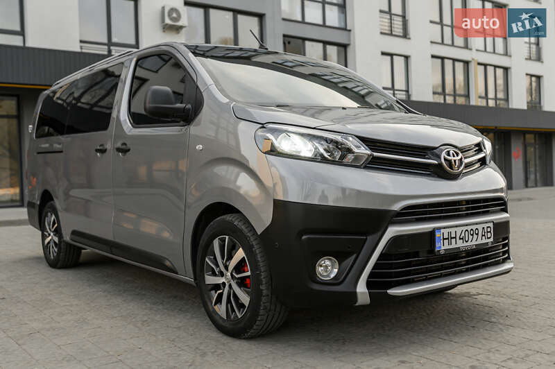 Мінівен Toyota Proace 2019 в Львові