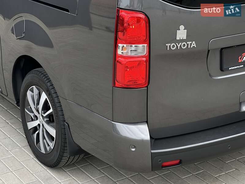 Мінівен Toyota Proace 2021 в Мукачевому