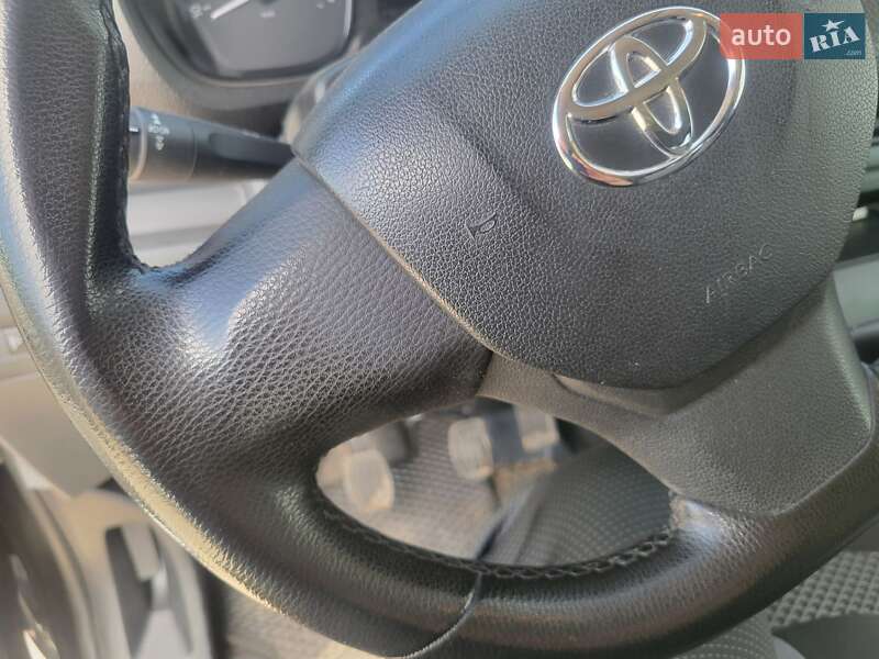 Мінівен Toyota Proace 2019 в Одесі фото 24 Мінівен Toyota Proace 2019 в Одесі