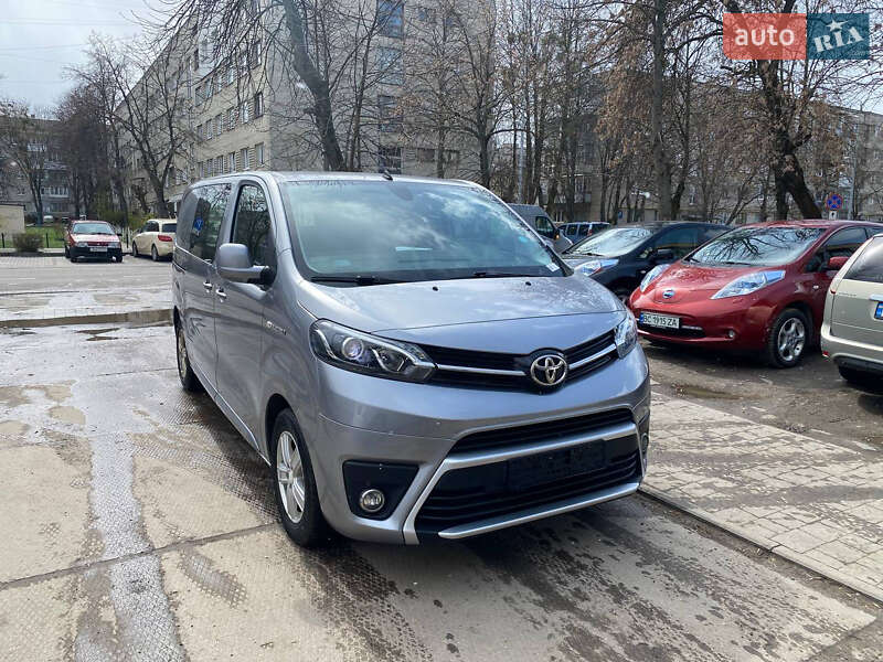 Вантажний фургон Toyota Proace 2020 в Одесі