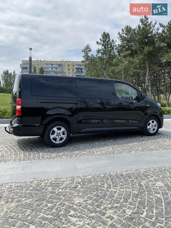 Вантажний фургон Toyota Proace 2017 в Дніпрі