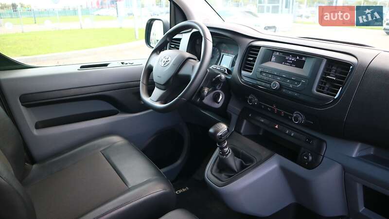 Вантажний фургон Toyota Proace 2021 в Києві