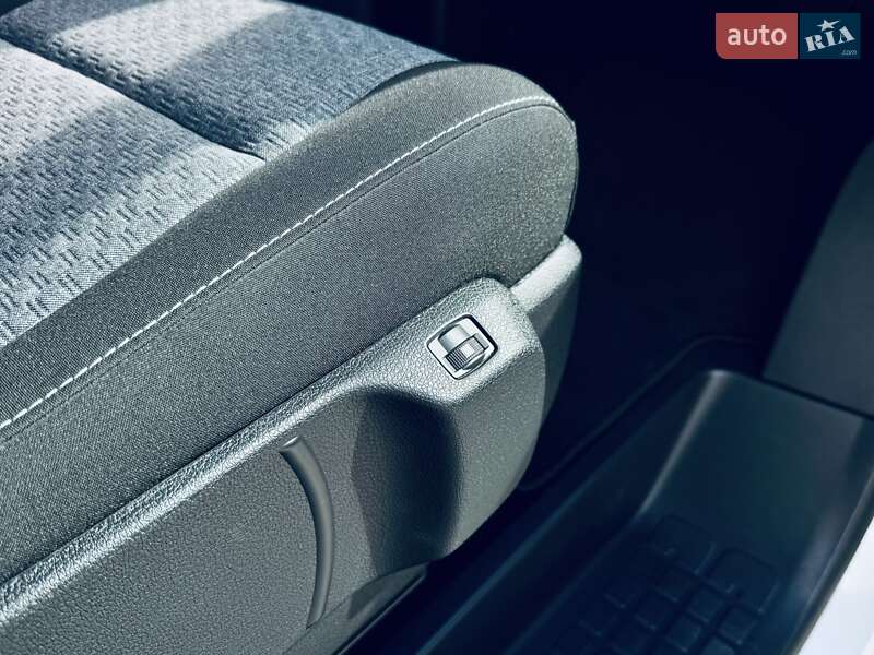 Минивэн Toyota Proace 2025 в Тернополе