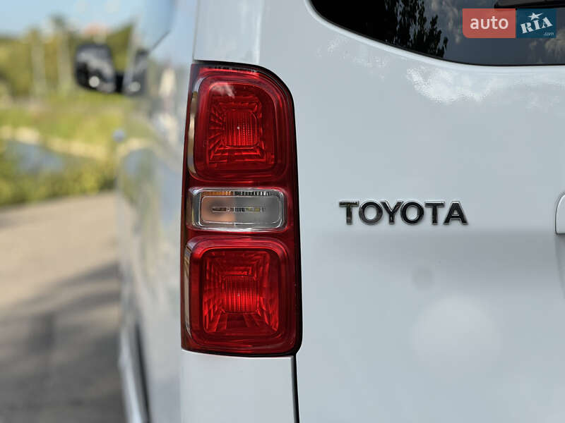 Мінівен Toyota Proace 2019 в Дніпрі