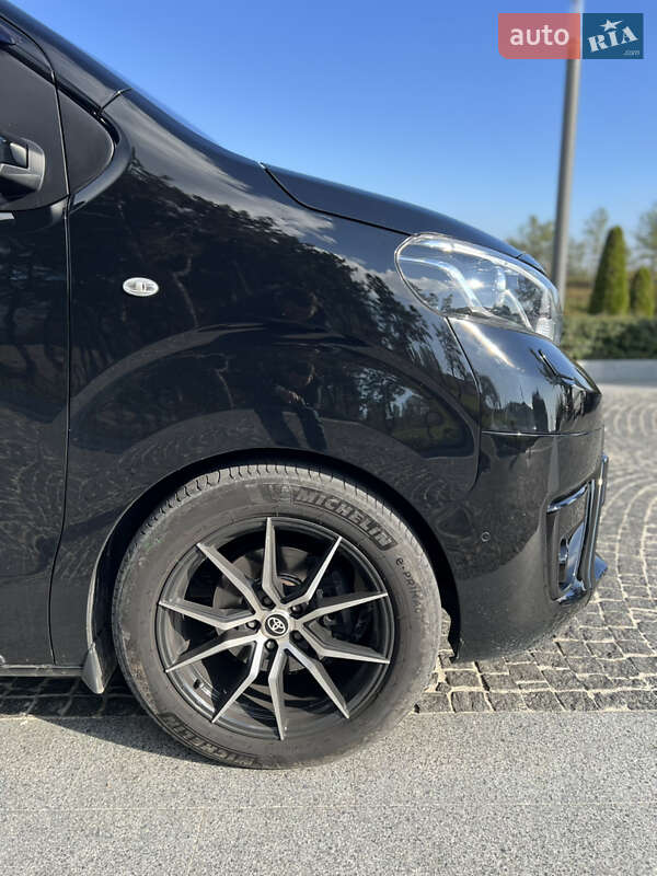 Мінівен Toyota Proace 2017 в Дніпрі фото 21 Мінівен Toyota Proace 2017 в Дніпрі