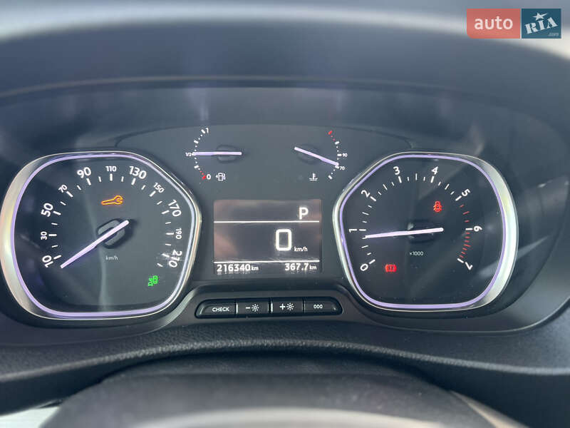 Мінівен Toyota Proace 2017 в Дніпрі фото 43 Мінівен Toyota Proace 2017 в Дніпрі