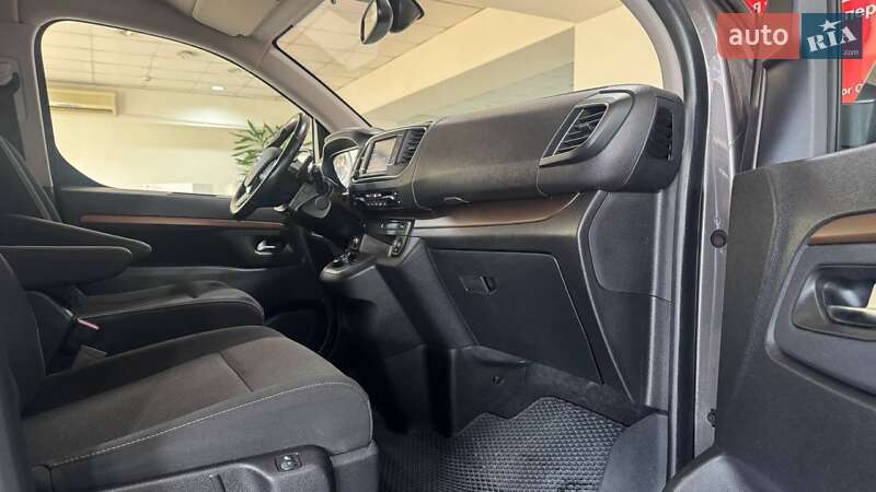 Минивэн Toyota Proace 2023 в Ужгороде