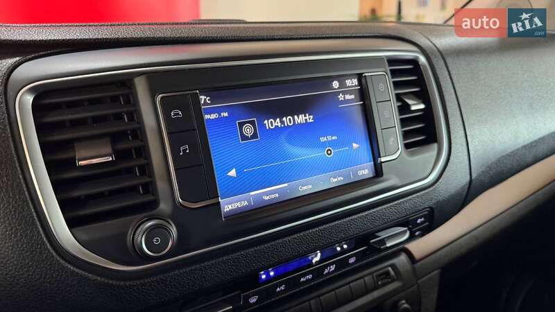 Минивэн Toyota Proace 2023 в Ужгороде