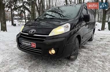 Грузовой фургон Toyota Proace 2014 в Киеве