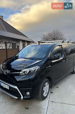 Грузовой фургон Toyota Proace 2021 в Николаеве