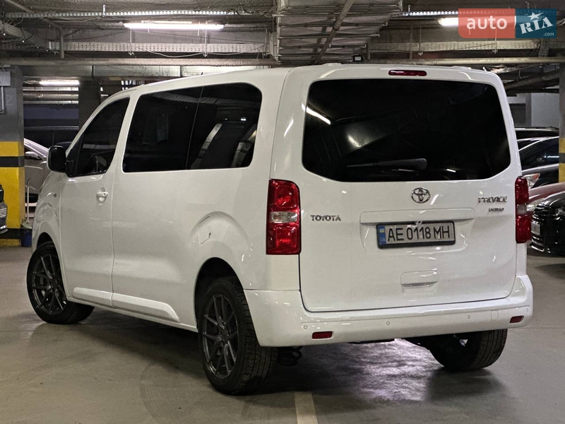 Мінівен Toyota Proace 2019 в Дніпрі