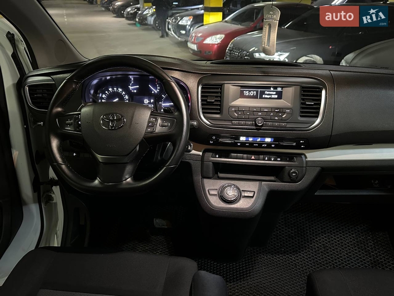Мінівен Toyota Proace 2019 в Дніпрі