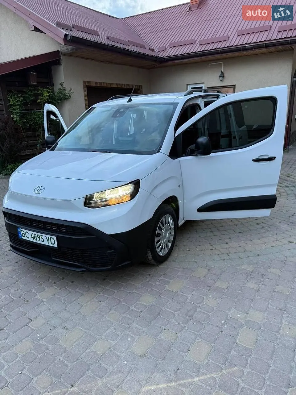 2024 Toyota ProAce - фото 1