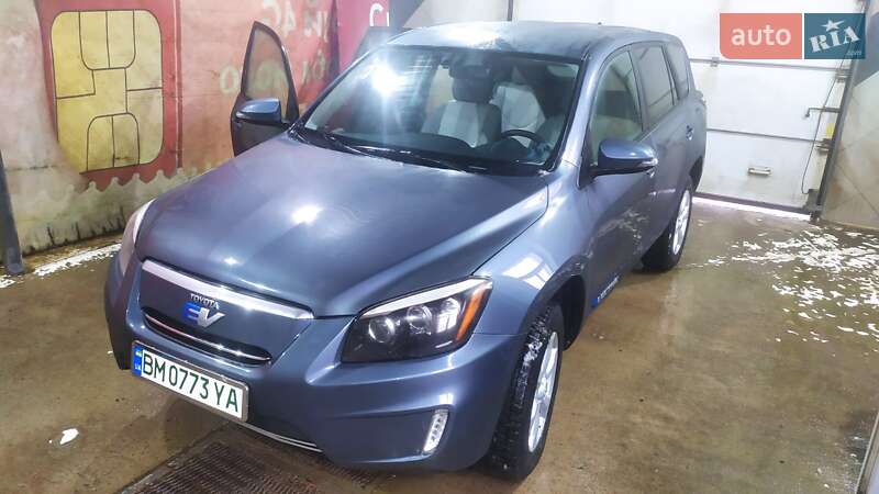 Позашляховик / Кросовер Toyota RAV4 EV 2012 в Сумах