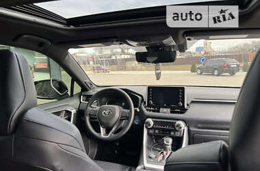 Позашляховик / Кросовер Toyota RAV4 EV 2020 в Хмельницькому