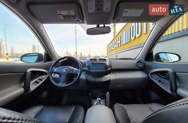 Внедорожник / Кроссовер Toyota RAV4 EV 2013 в Киеве