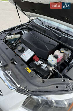 Внедорожник / Кроссовер Toyota RAV4 EV 2013 в 