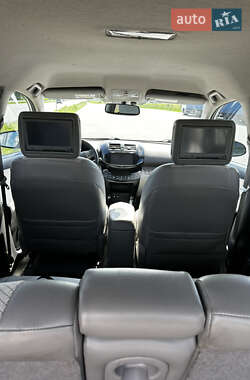 Внедорожник / Кроссовер Toyota RAV4 EV 2013 в 