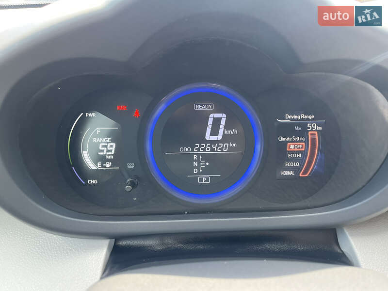 Внедорожник / Кроссовер Toyota RAV4 EV 2013 в Одессе фото 17 Внедорожник / Кроссовер Toyota RAV4 EV 2013 в Одессе