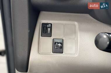 Внедорожник / Кроссовер Toyota RAV4 EV 2013 в 