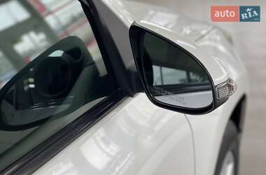 Внедорожник / Кроссовер Toyota RAV4 EV 2013 в 