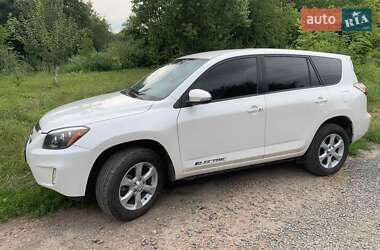 Внедорожник / Кроссовер Toyota RAV4 EV 2013 в Ровно