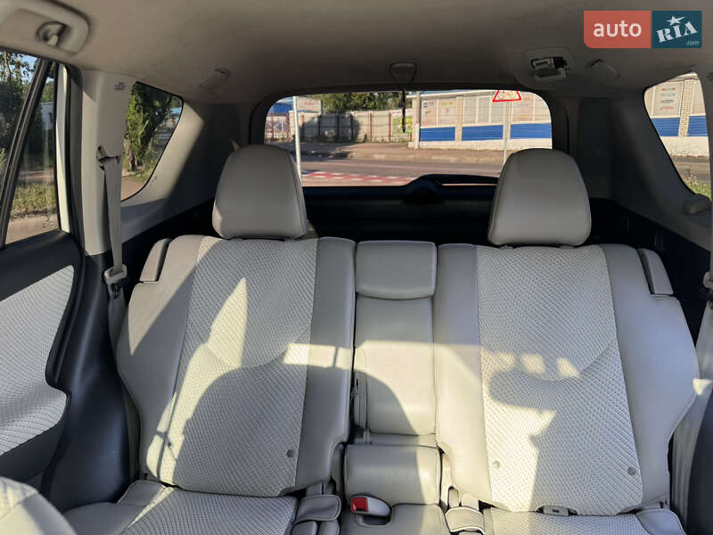 Позашляховик / Кросовер Toyota RAV4 EV 2013 в Житомирі