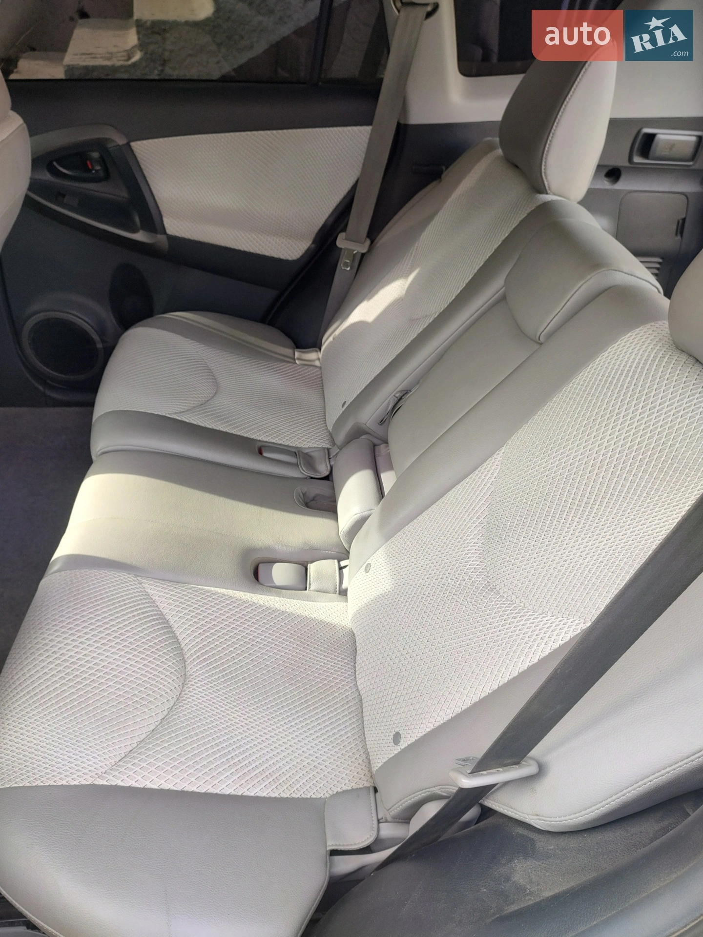 2012 Toyota RAV 4 - мініатюра 37
