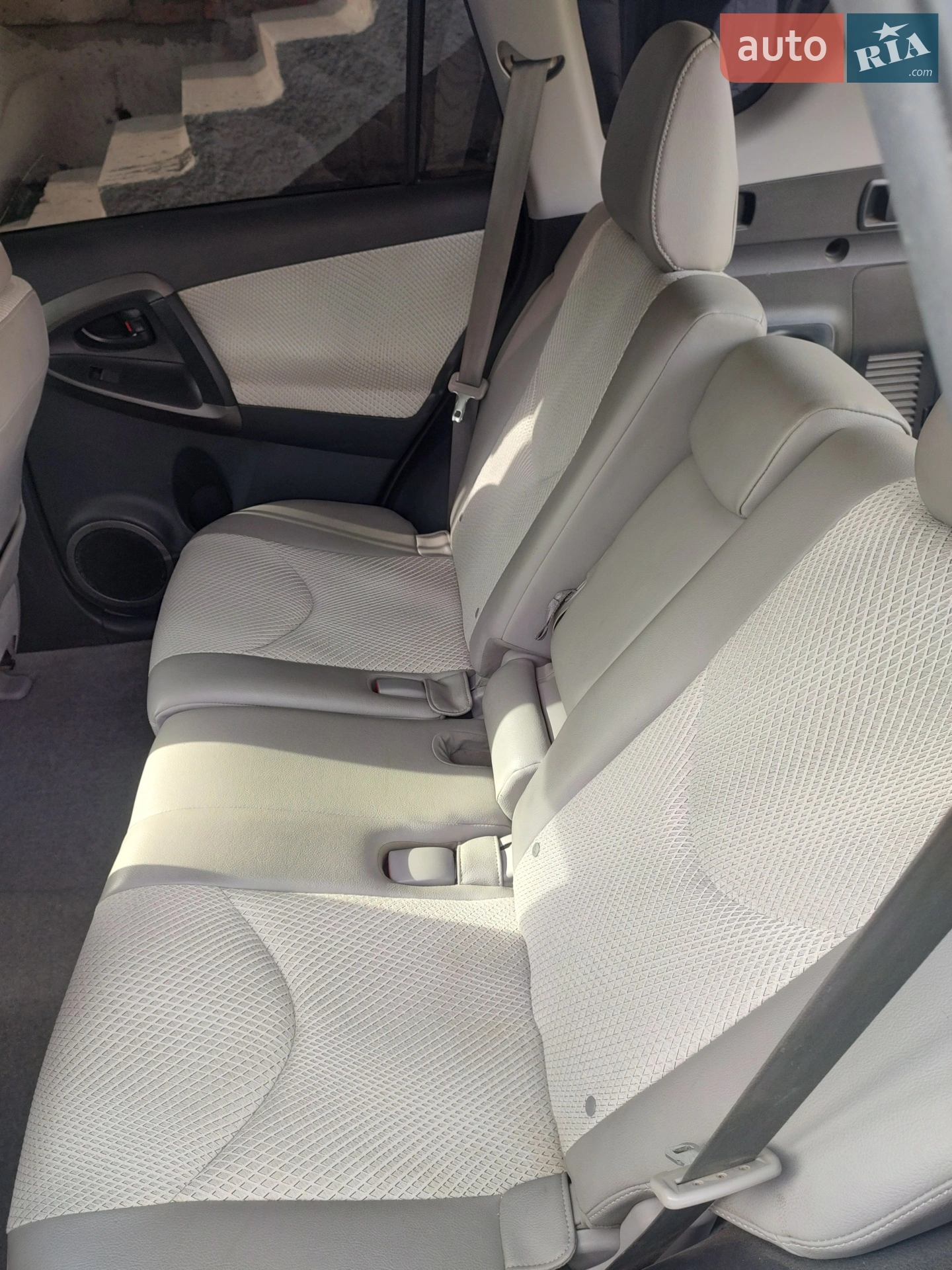 2012 Toyota RAV 4 - мініатюра 36
