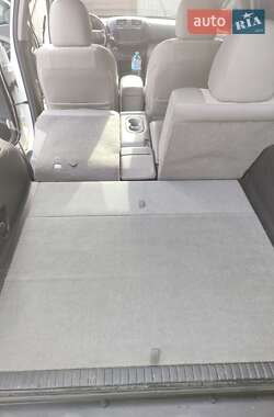 Внедорожник / Кроссовер Toyota RAV4 EV 2012 в 