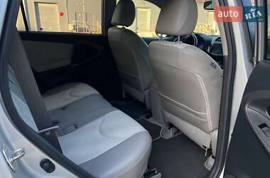 Внедорожник / Кроссовер Toyota RAV4 EV 2012 в 
