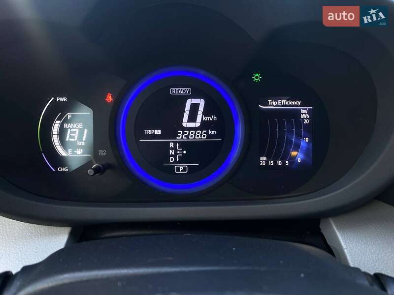 Внедорожник / Кроссовер Toyota RAV4 EV 2012 в Киеве