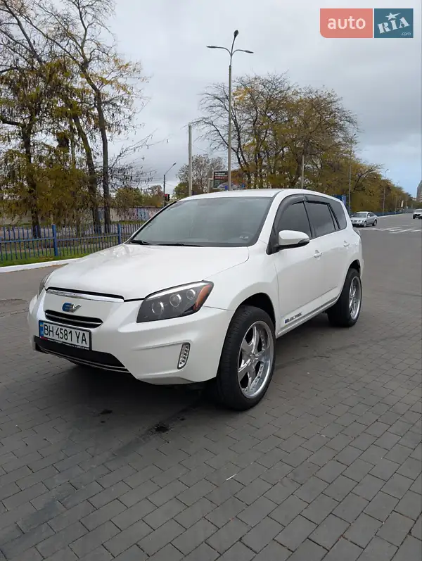 Toyota RAV4 EV