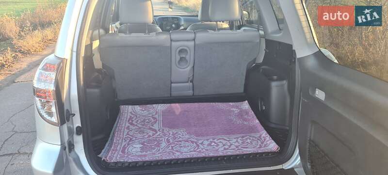 Позашляховик / Кросовер Toyota RAV4 EV 2014 в Нововолинську фото 27 Позашляховик / Кросовер Toyota RAV4 EV 2014 в Нововолинську