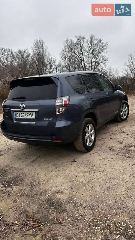 Внедорожник / Кроссовер Toyota RAV4 EV 2013 в Кременчуге фото 7 Внедорожник / Кроссовер Toyota RAV4 EV 2013 в Кременчуге