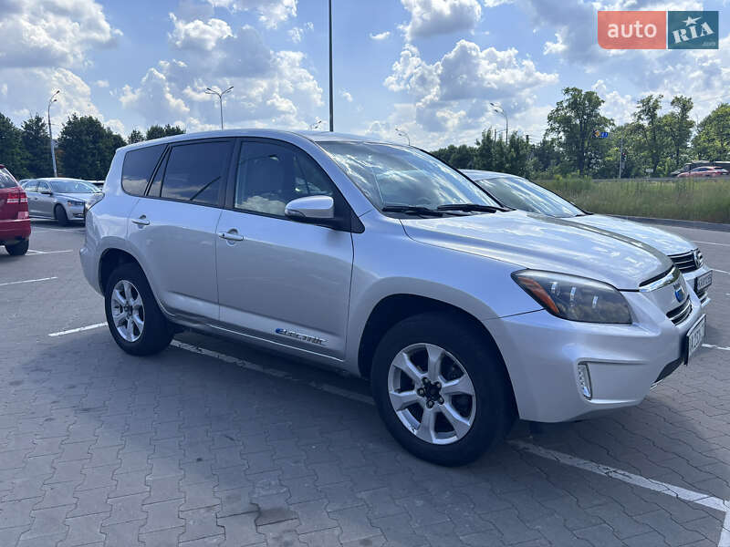 Toyota RAV4 EV 2014 Toyota RAV4 EV 2014