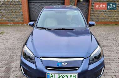 Внедорожник / Кроссовер Toyota RAV4 EV 2014 в Черкассах