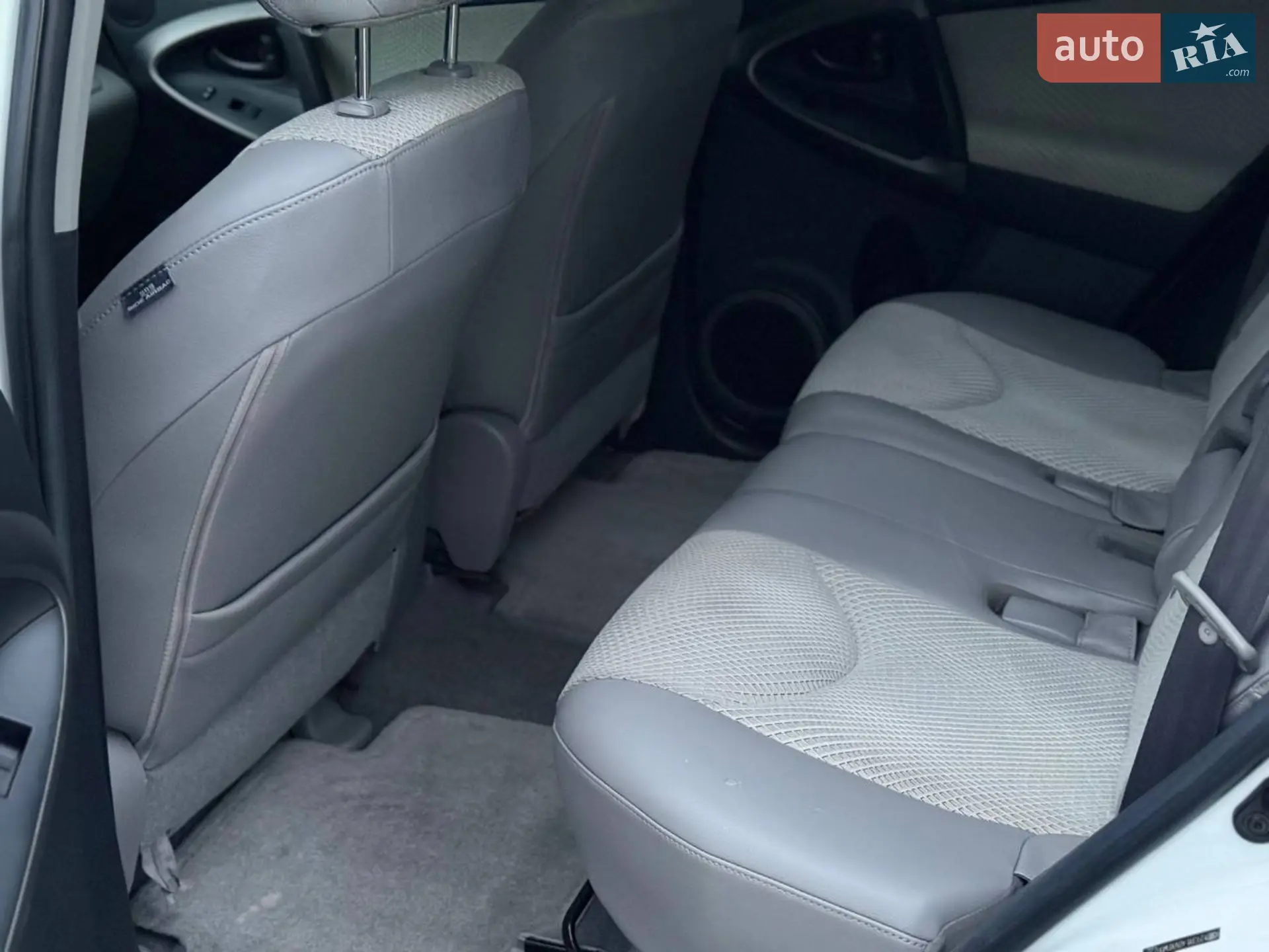 2014 Toyota RAV 4 - мініатюра 25