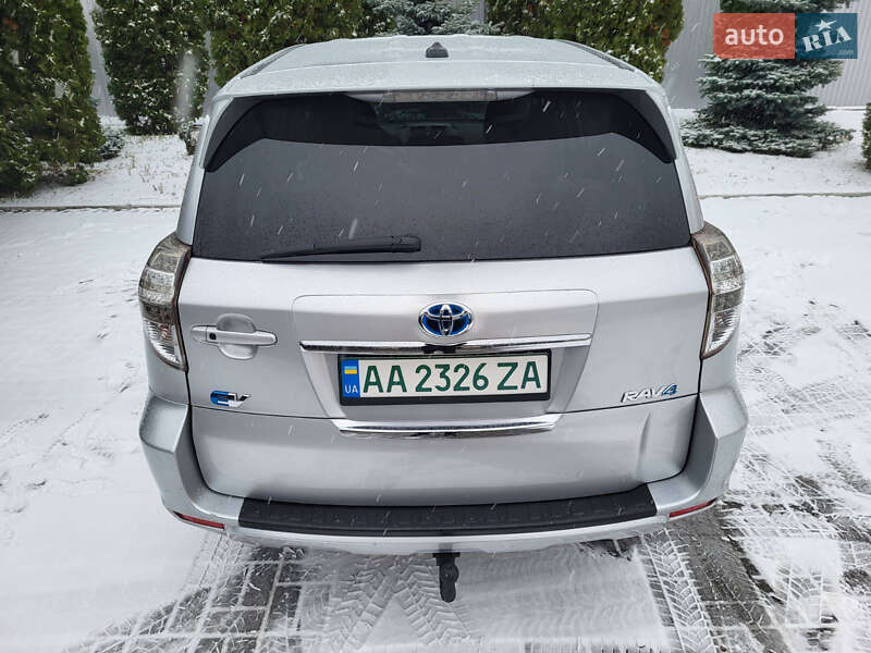 Позашляховик / Кросовер Toyota RAV4 EV 2014 в Черкасах фото 33 Позашляховик / Кросовер Toyota RAV4 EV 2014 в Черкасах
