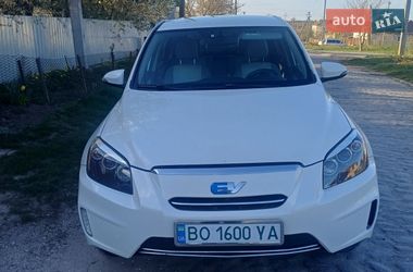 Позашляховик / Кросовер Toyota RAV4 EV 2013 в Волочиську