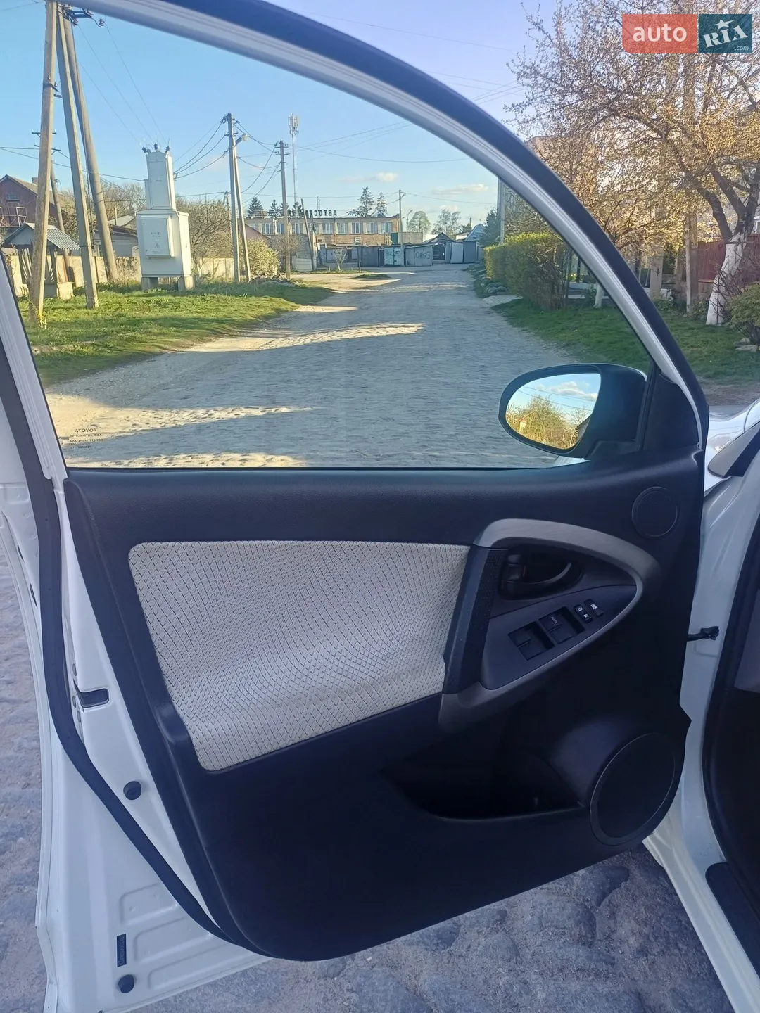2013 Toyota RAV 4 - мініатюра 11