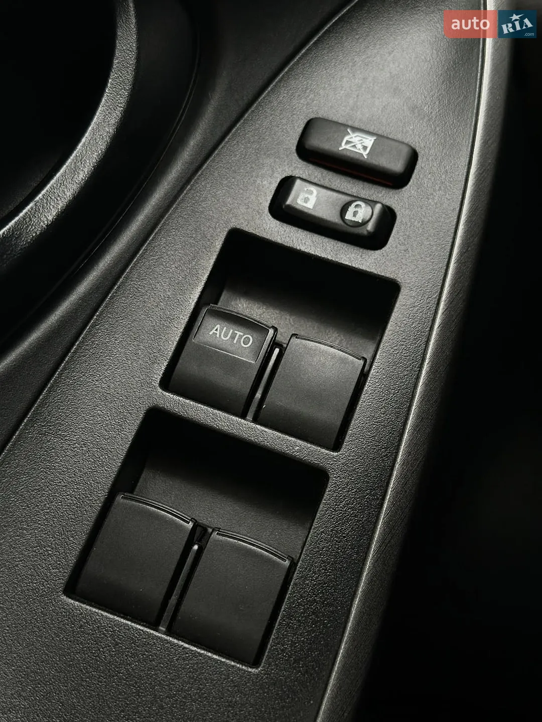 2013 Toyota RAV 4 - мініатюра 26