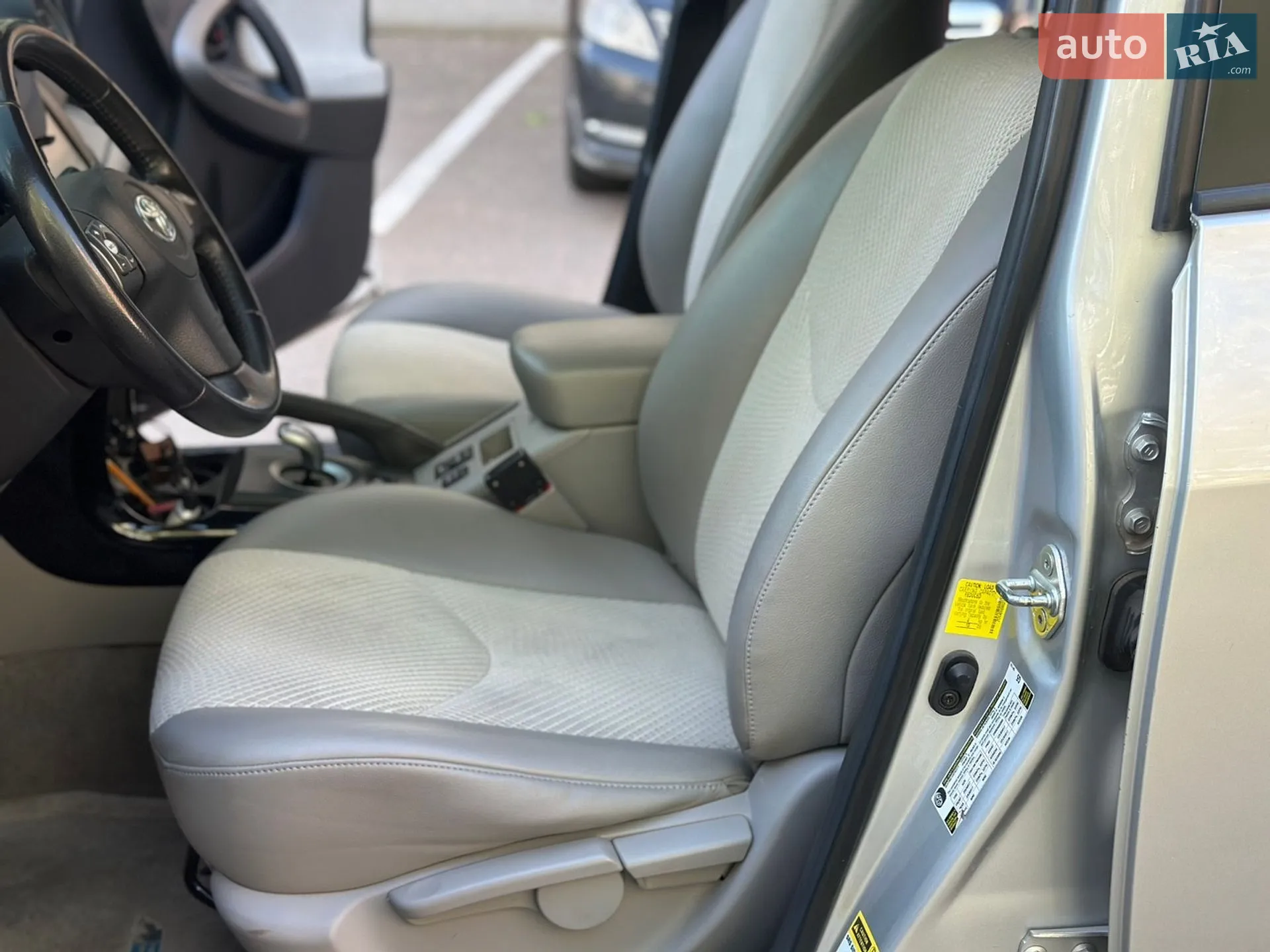2014 Toyota RAV 4 - мініатюра 14